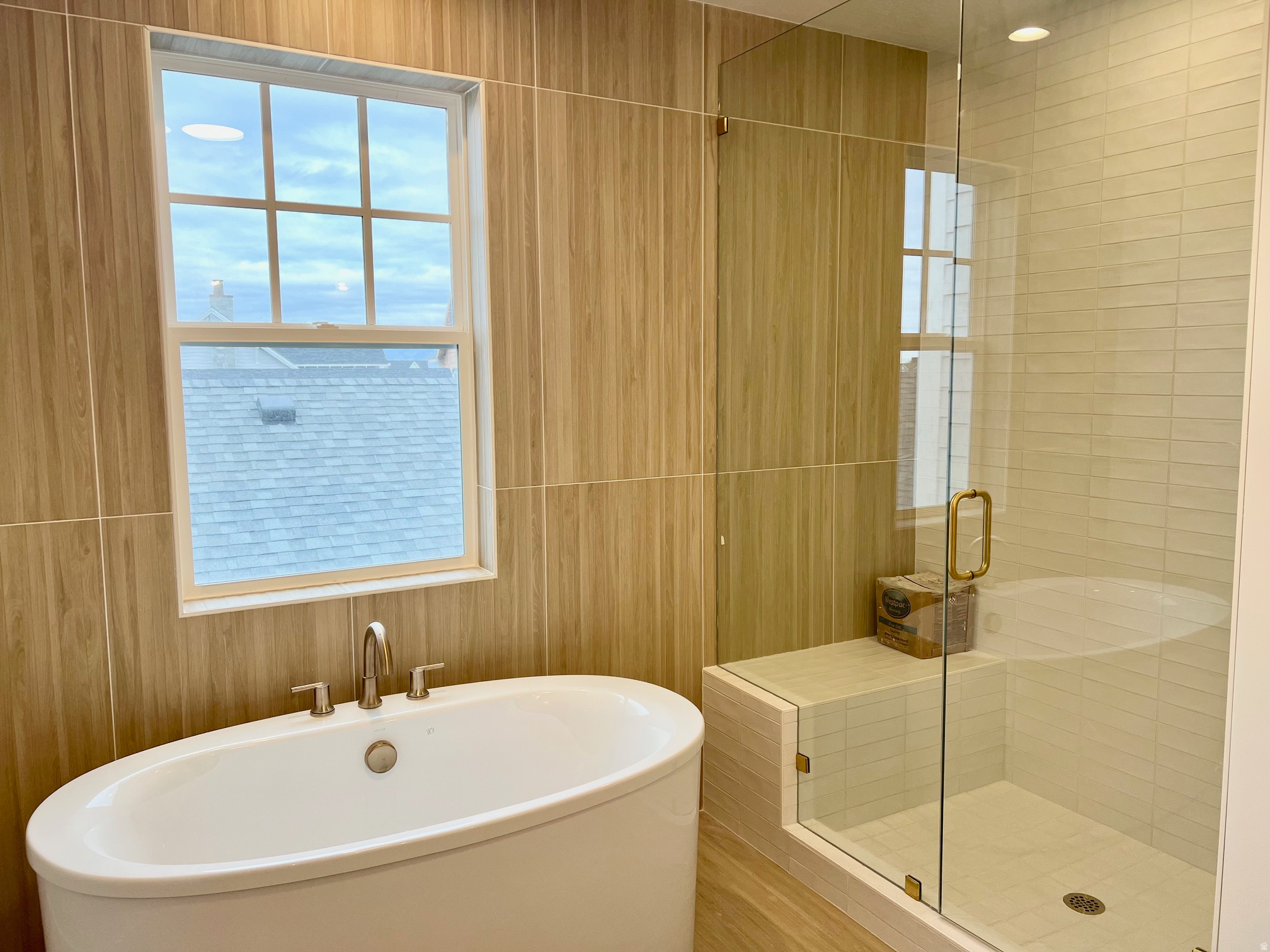 DAYBREAK - Residential