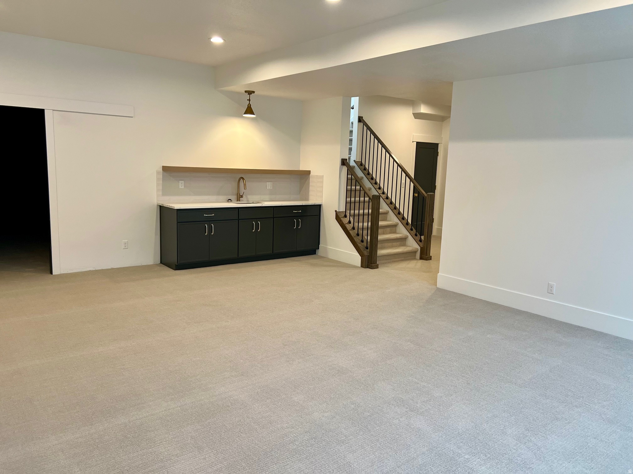 DAYBREAK - Residential