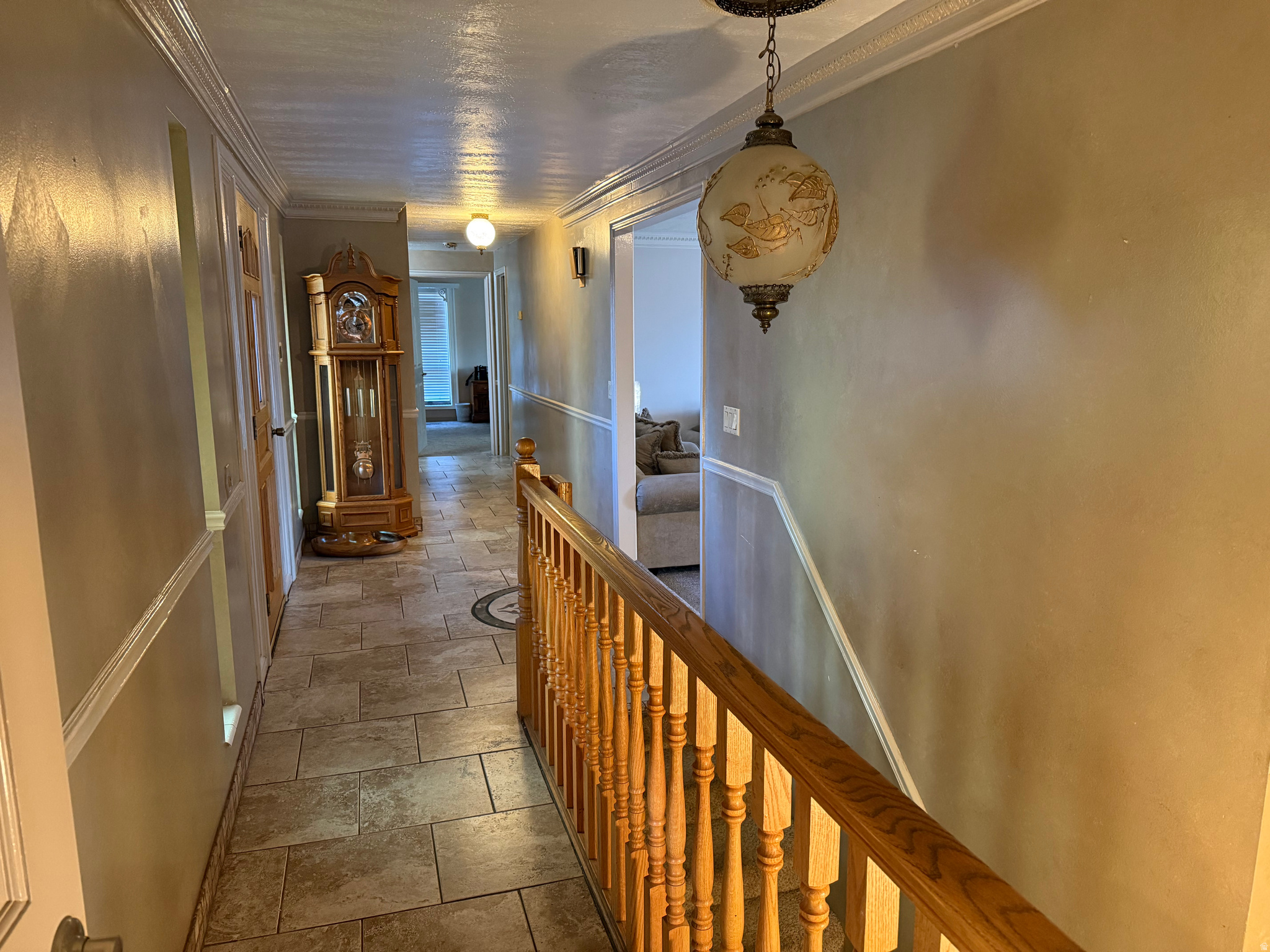 LINDEN CIRCLE - Residential