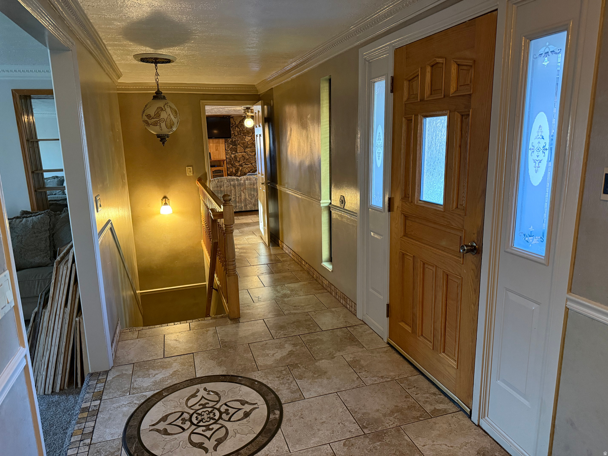 LINDEN CIRCLE - Residential