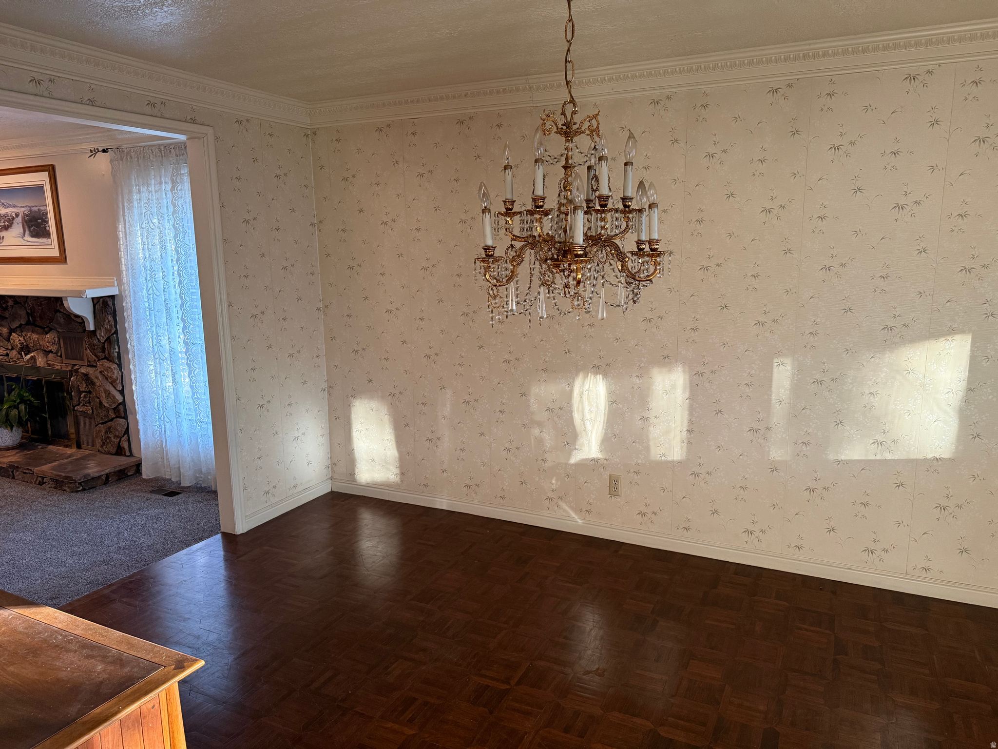 LINDEN CIRCLE - Residential