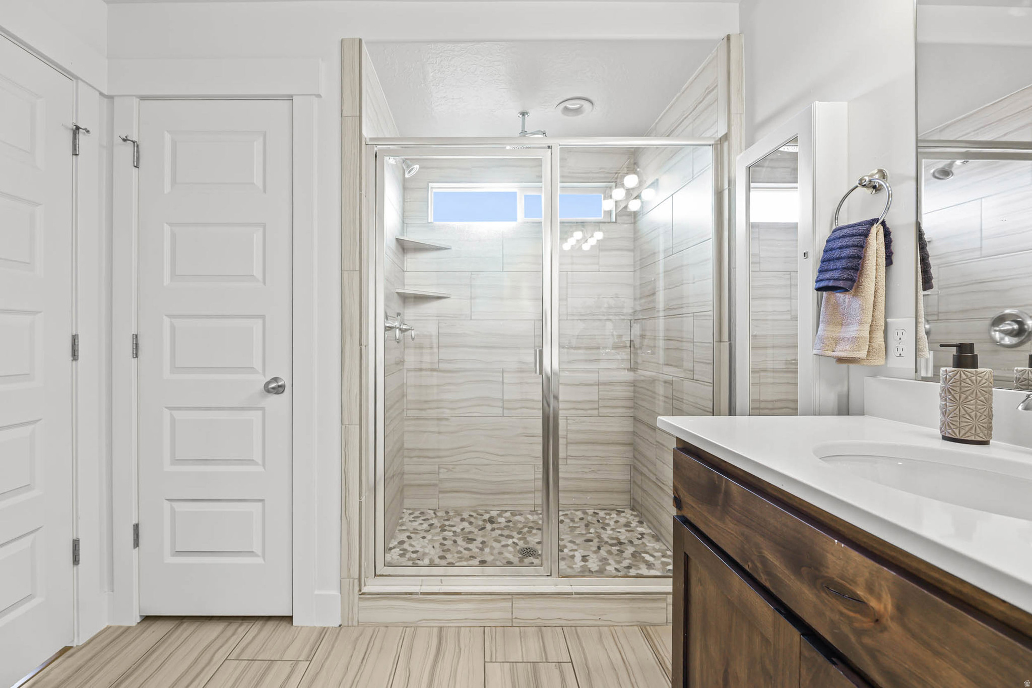 VALLEY VIEW - Residential