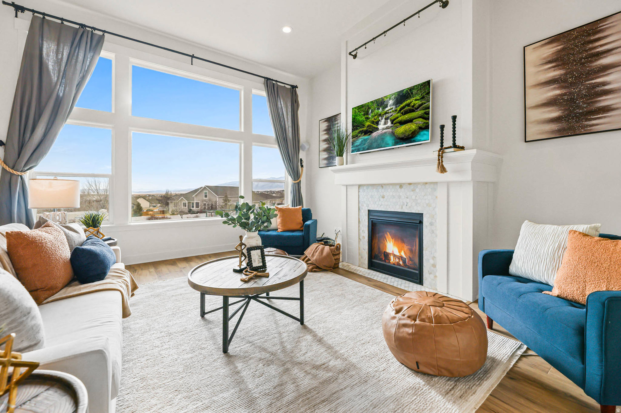 VALLEY VIEW - Residential