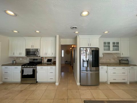Tiny photo for 5549 S APPLE VALE DR, Murray, UT 84123 (MLS # 2136170)
