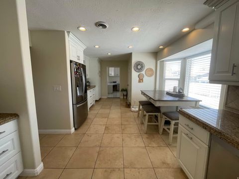 Tiny photo for 5549 S APPLE VALE DR, Murray, UT 84123 (MLS # 2136170)