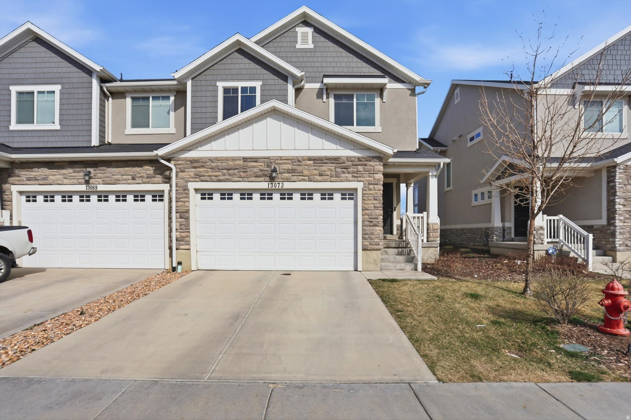 THE TOWERS - Residential