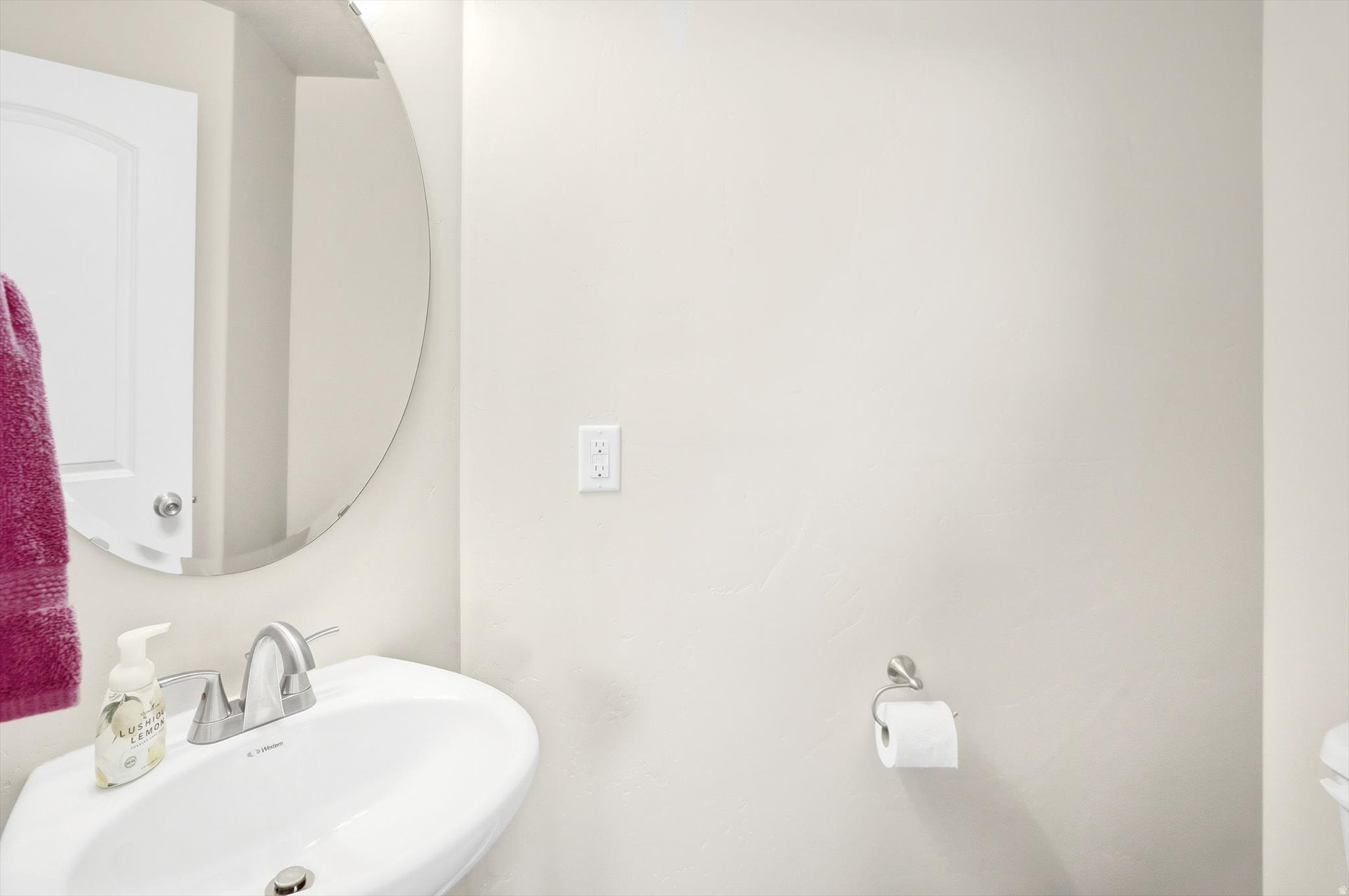 THE TOWERS - Residential