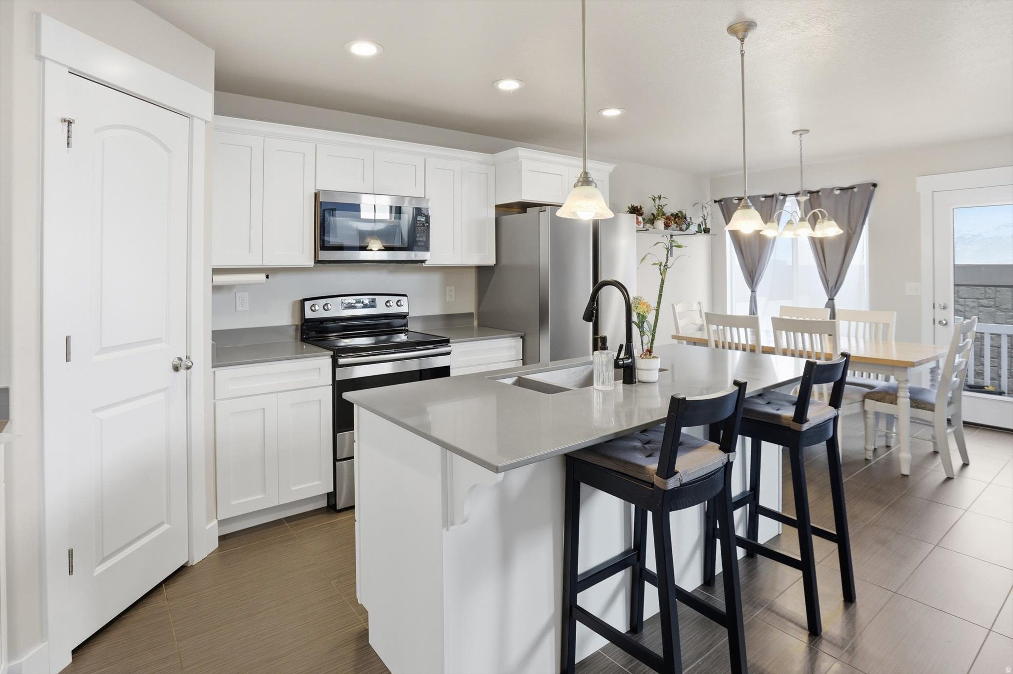 THE TOWERS - Residential