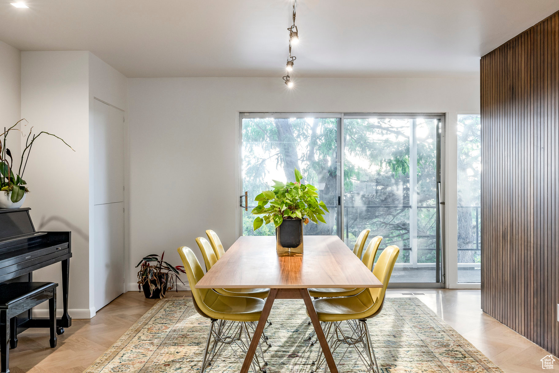 ST MARY HILLS - Residential