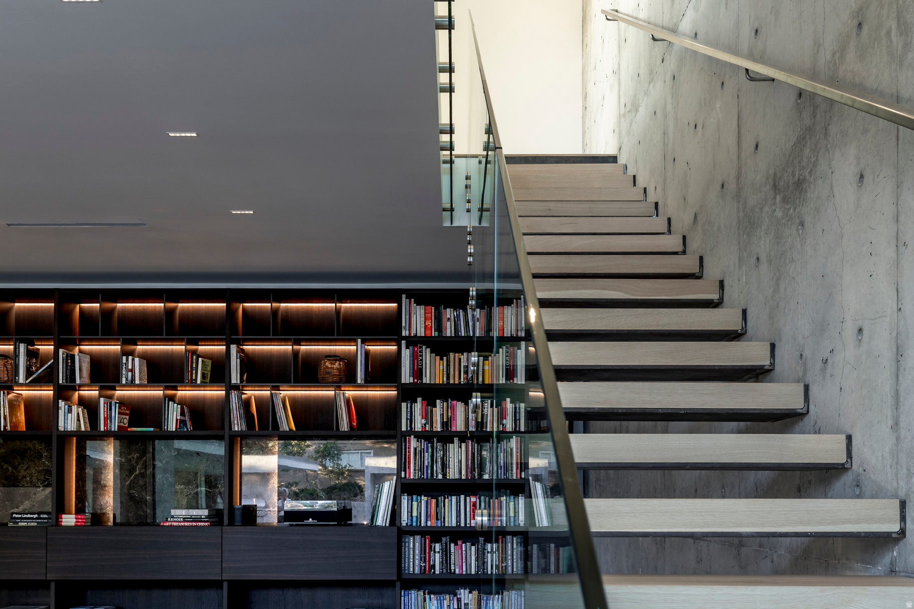 ST MARY HILLS - Residential