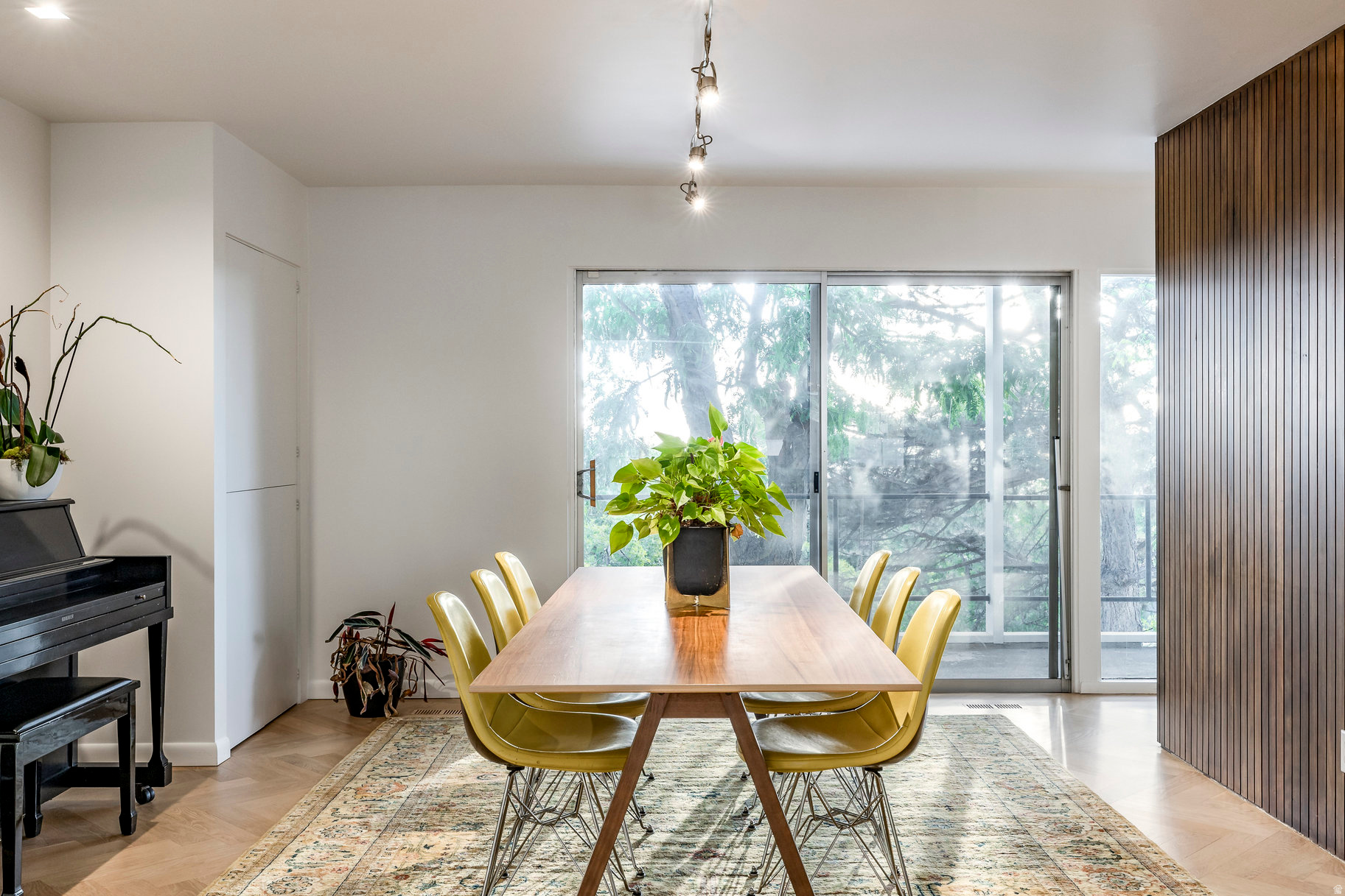 ST MARY HILLS - Residential