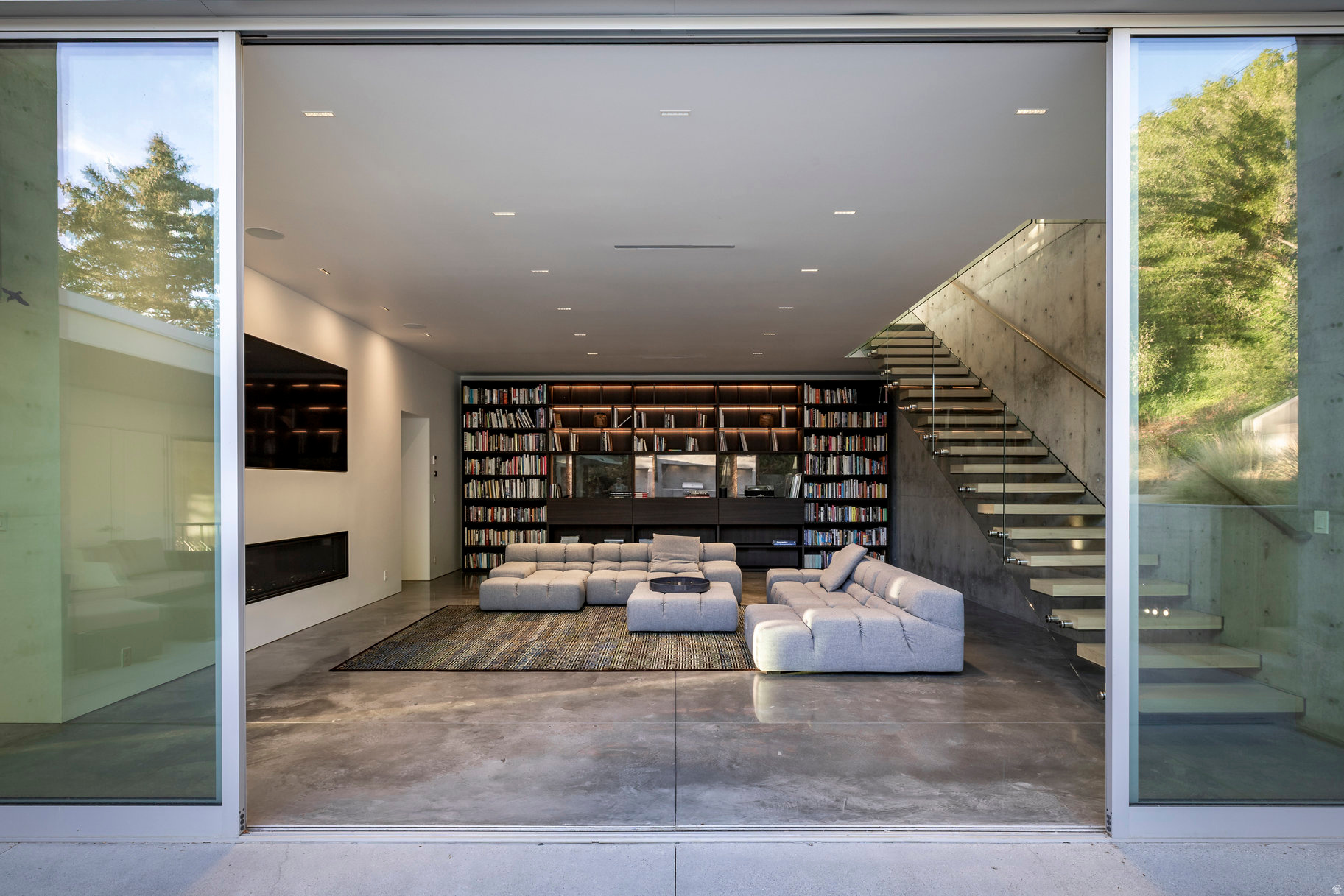 ST MARY HILLS - Residential