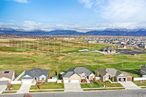 Tiny photo for 2444 N HOODED CRANE CIR #11, Clinton, UT 84015 (MLS # 2123642)