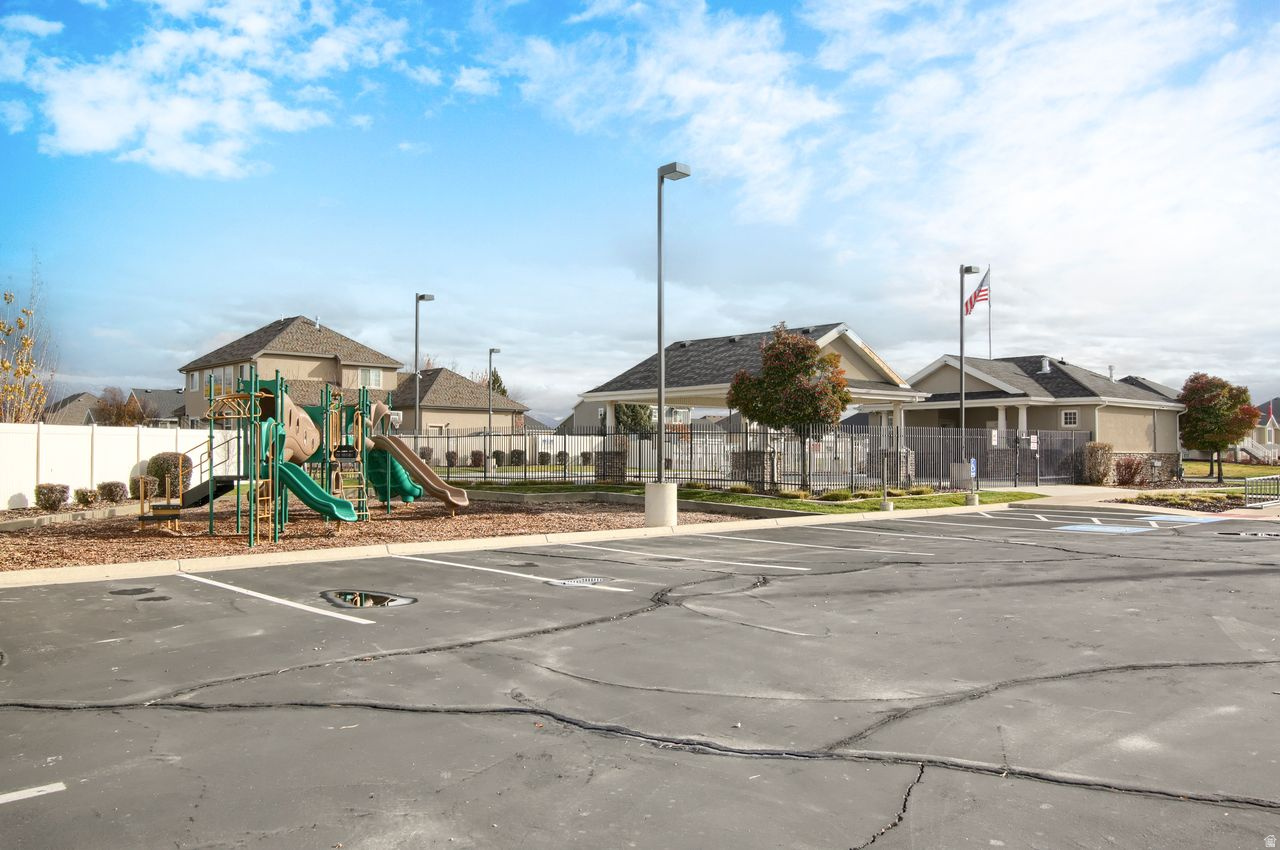 CRANEFIELD ESTATES - Residential