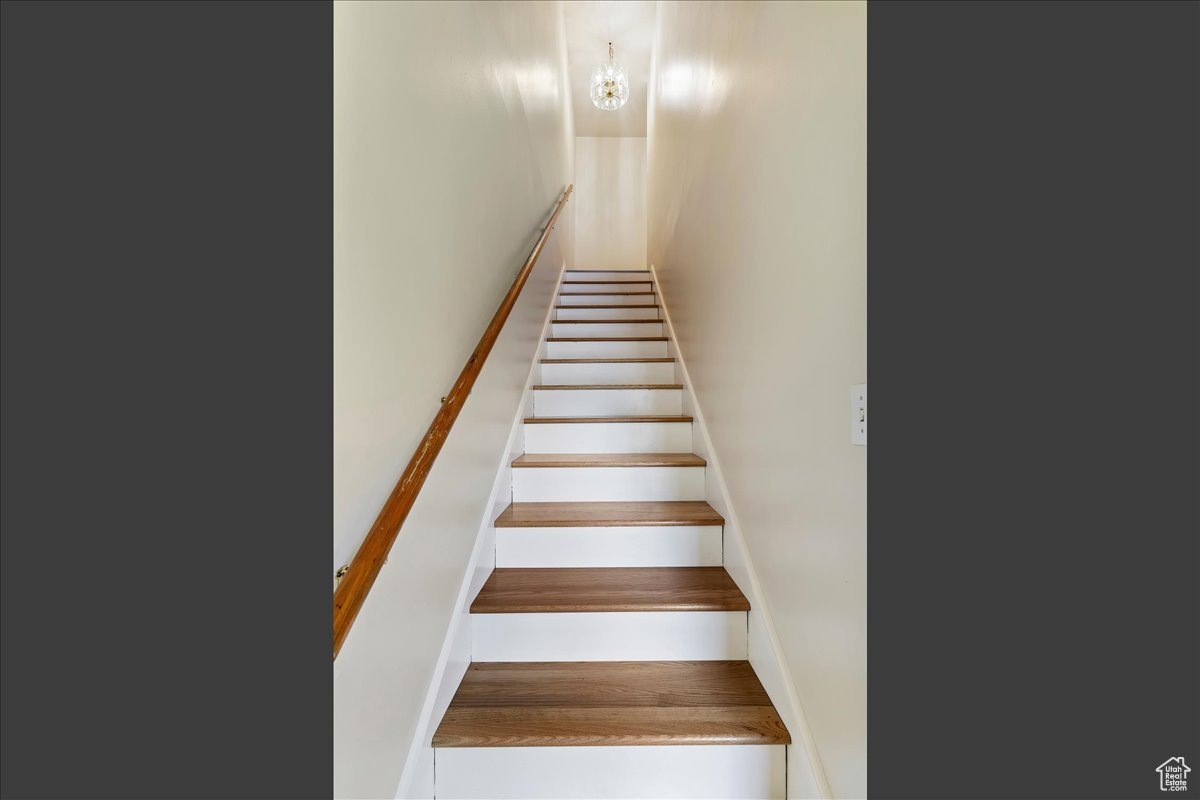 PEARWOOD PARK - Residential