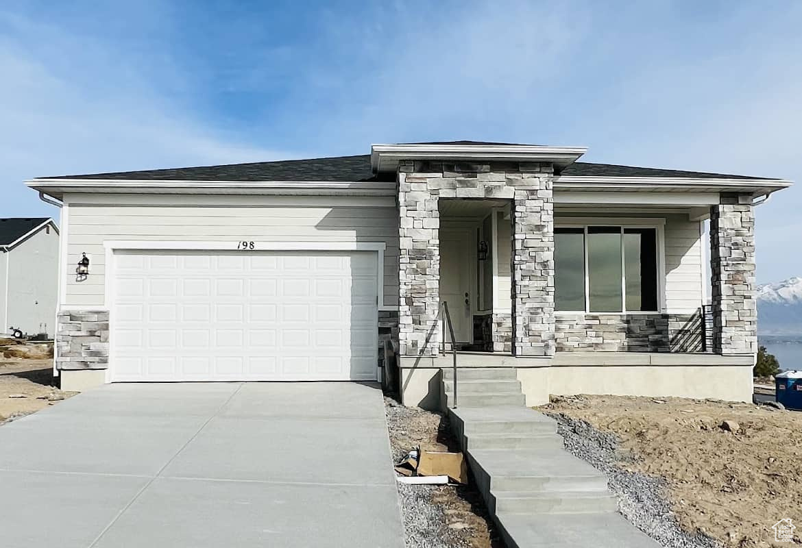 OQUIRRH WEST - Residential