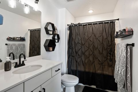 Tiny photo for 948 E HERCULES CT #179, Layton, UT 84040 (MLS # 2120892)