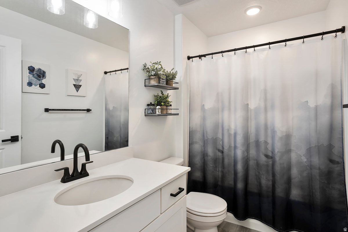 MECHAM TOWNS - Residential