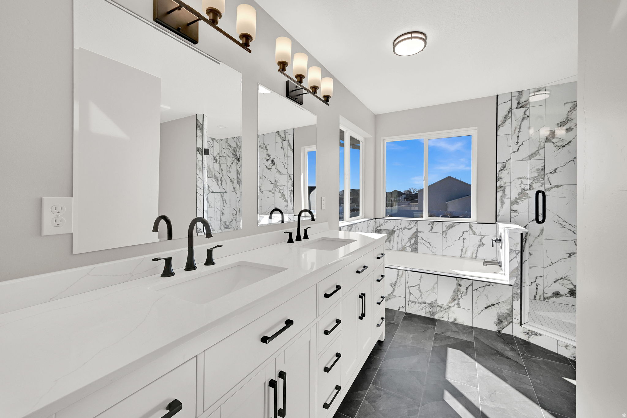 HYLAND RANCH - Residential