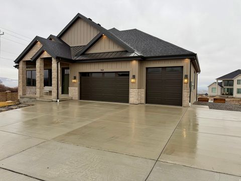 Photo of 769 E 1610 S, Salem, UT 84653 (MLS # 2140301)