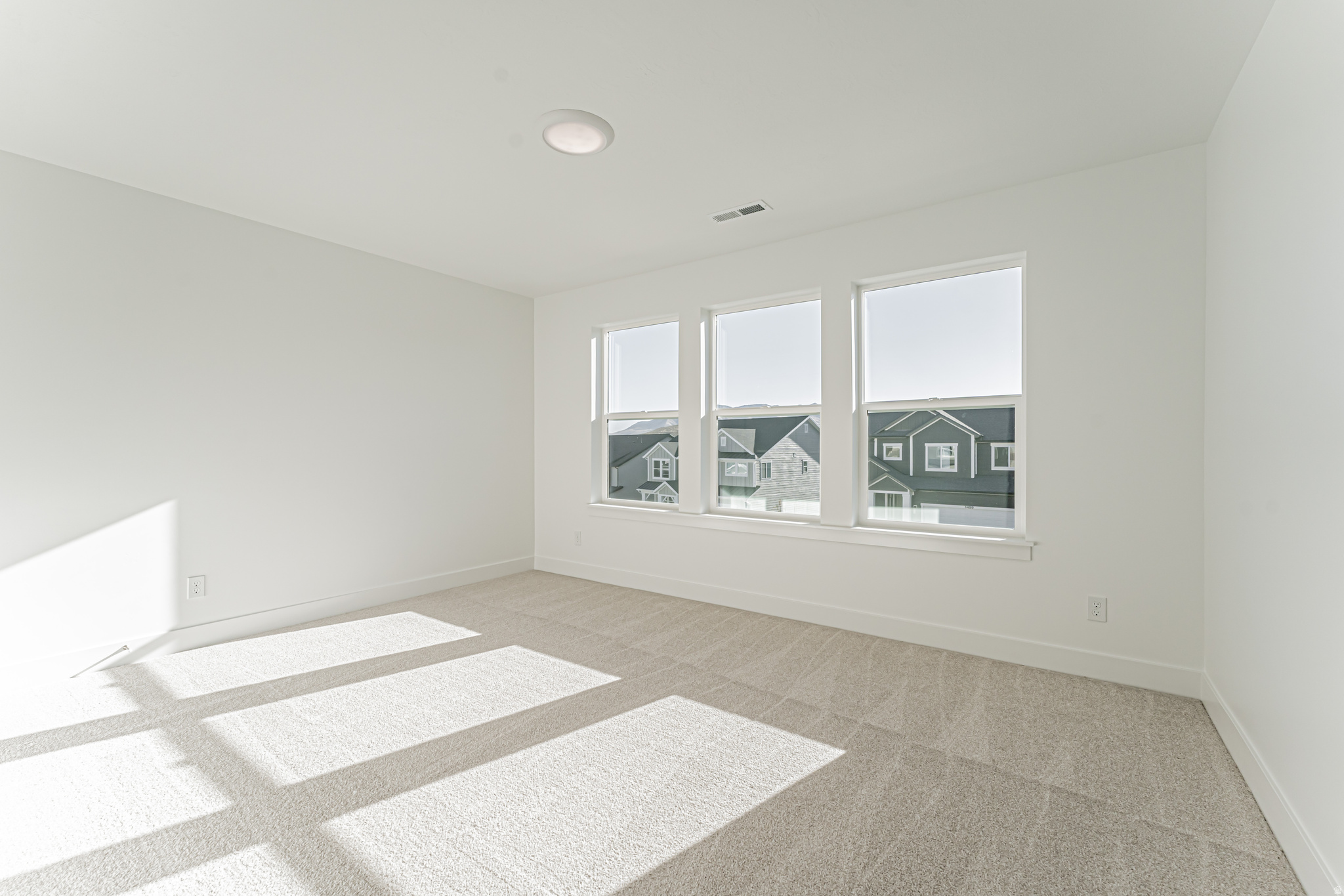 RIDGEHORNE - Residential