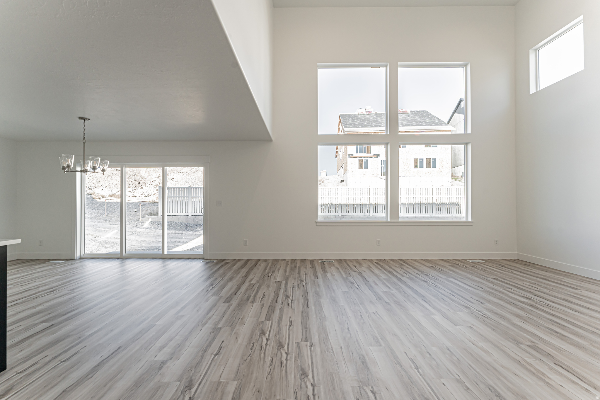 RIDGEHORNE - Residential