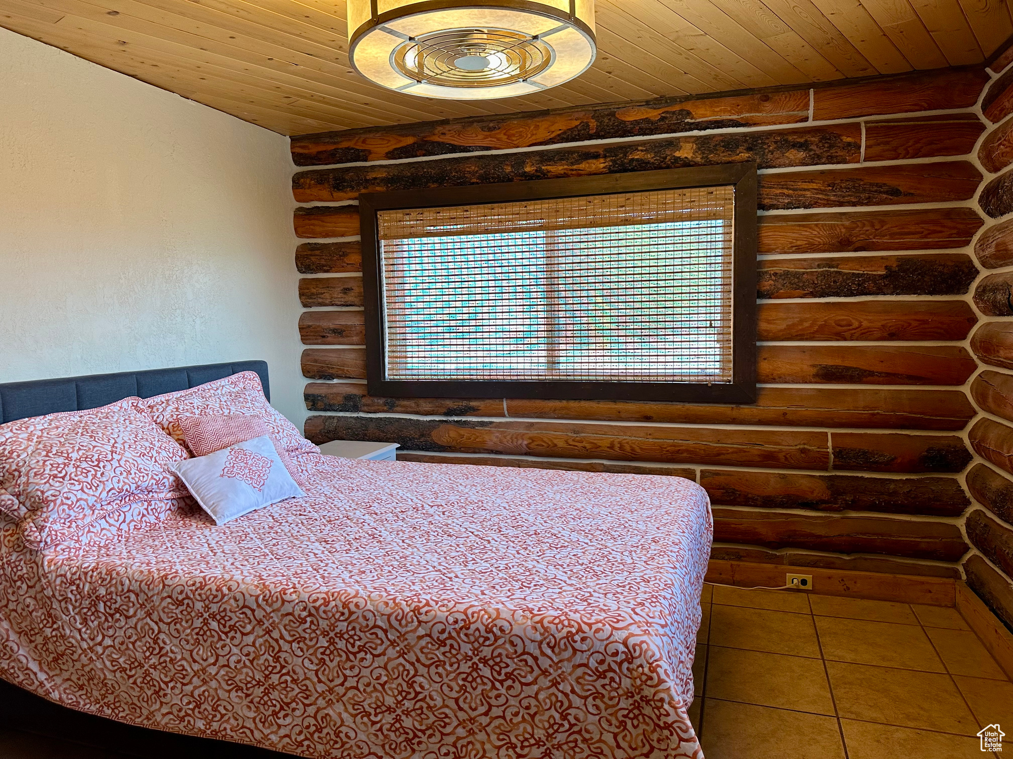 HIDEAWAY VALLEY SUBD - Residential