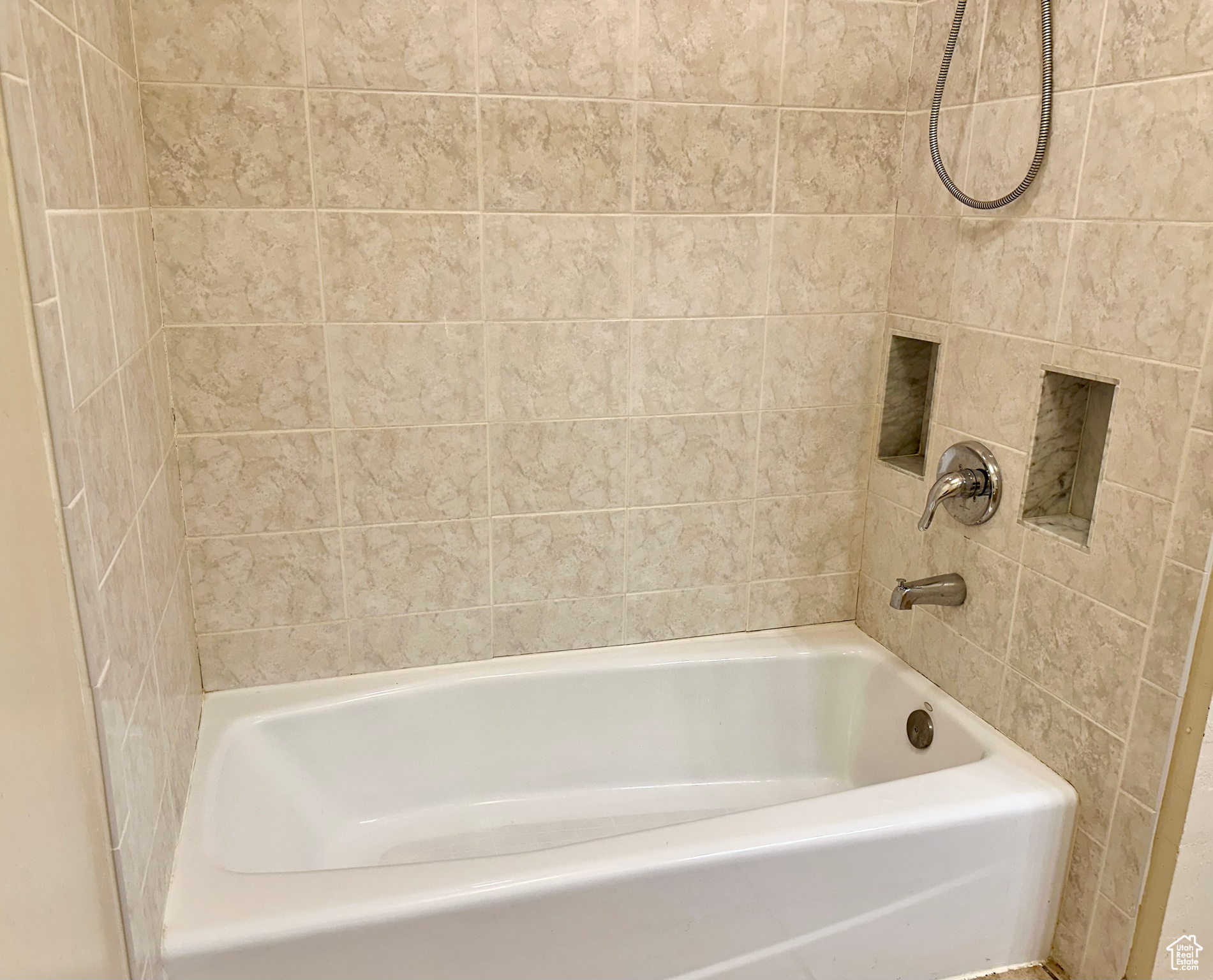 HIDEAWAY VALLEY SUBD - Residential