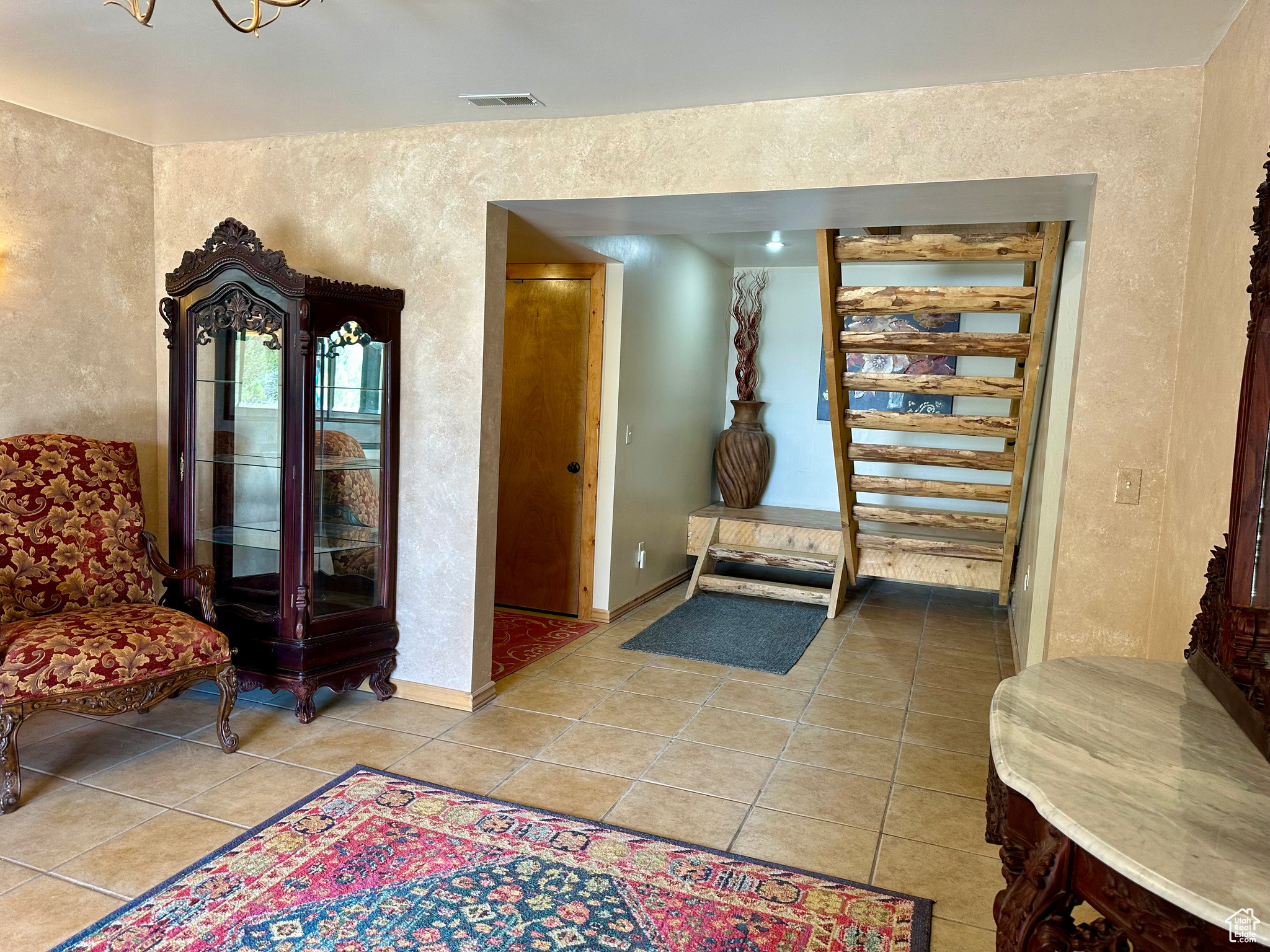 HIDEAWAY VALLEY SUBD - Residential