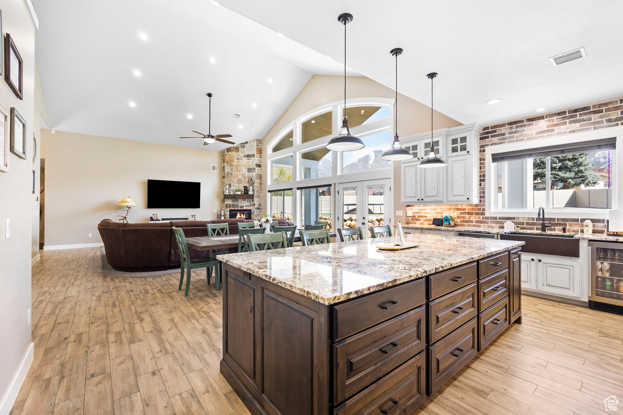 1125 S 400, Salem, Utah image 33