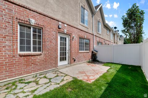 Tiny photo for 10448 S SAGE VISTA WAY W, South Jordan, UT 84009 (MLS # 2108787)