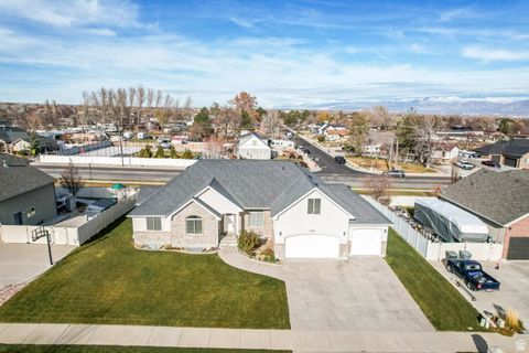 Tiny photo for 3352 W 10235 S, South Jordan, UT 84095 (MLS # 2126491)