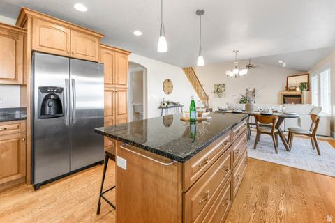 Tiny photo for 3352 W 10235 S, South Jordan, UT 84095 (MLS # 2126491)