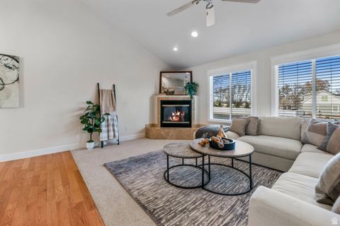 Tiny photo for 3352 W 10235 S, South Jordan, UT 84095 (MLS # 2126491)