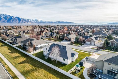 Tiny photo for 3352 W 10235 S, South Jordan, UT 84095 (MLS # 2126491)