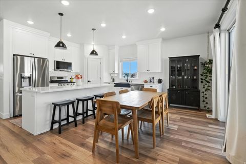 Tiny photo for 590 S 400 E, Hyrum, UT 84319 (MLS # 2135493)