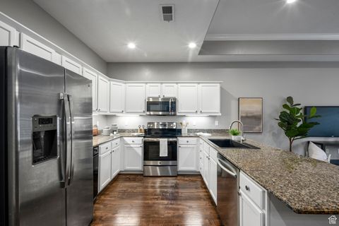 Tiny photo for 3075 E KENNEDY DR #019, Salt Lake City, UT 84108 (MLS # 2115078)