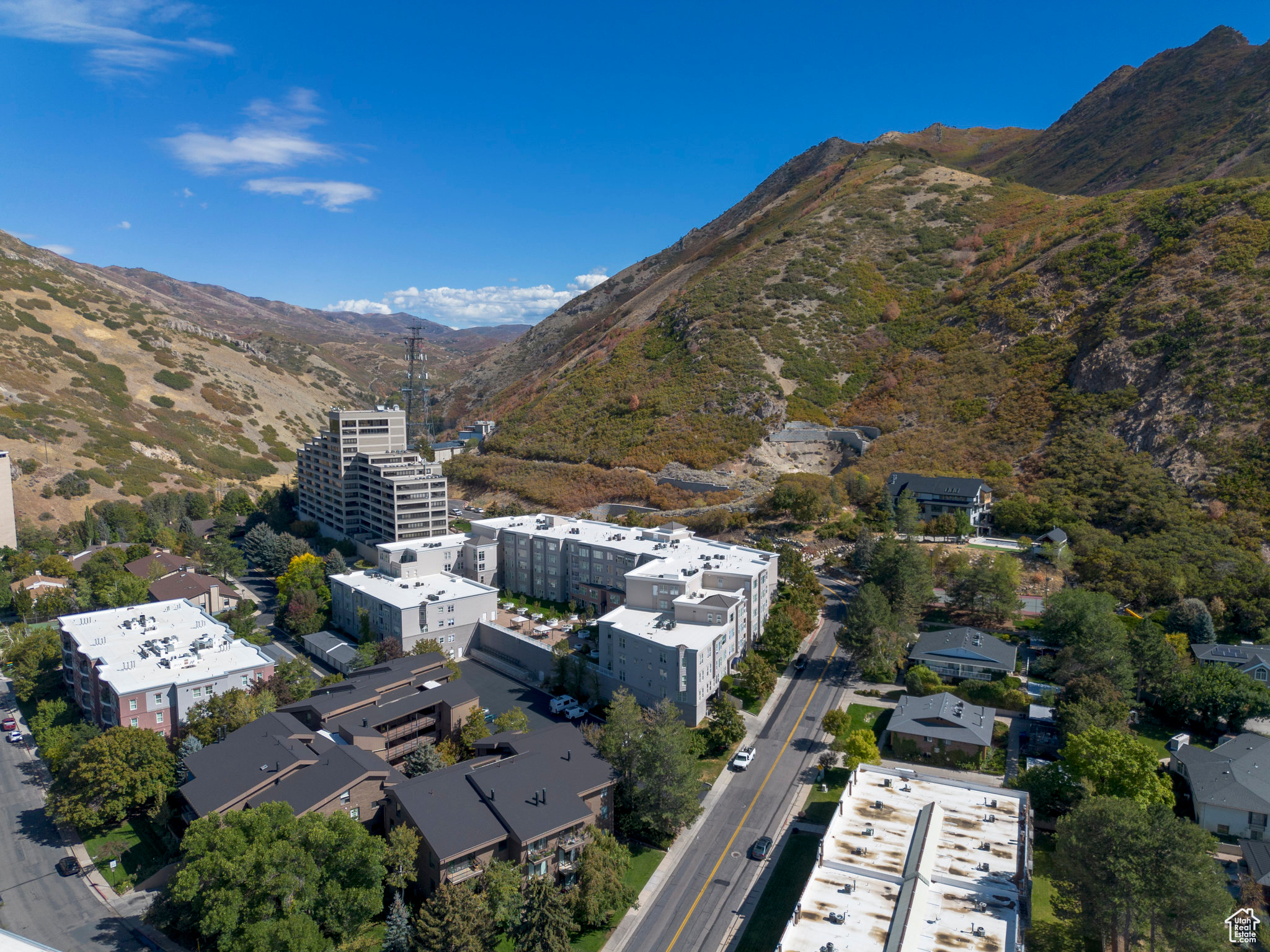 PRESIDENTIAL CLUB - Residential