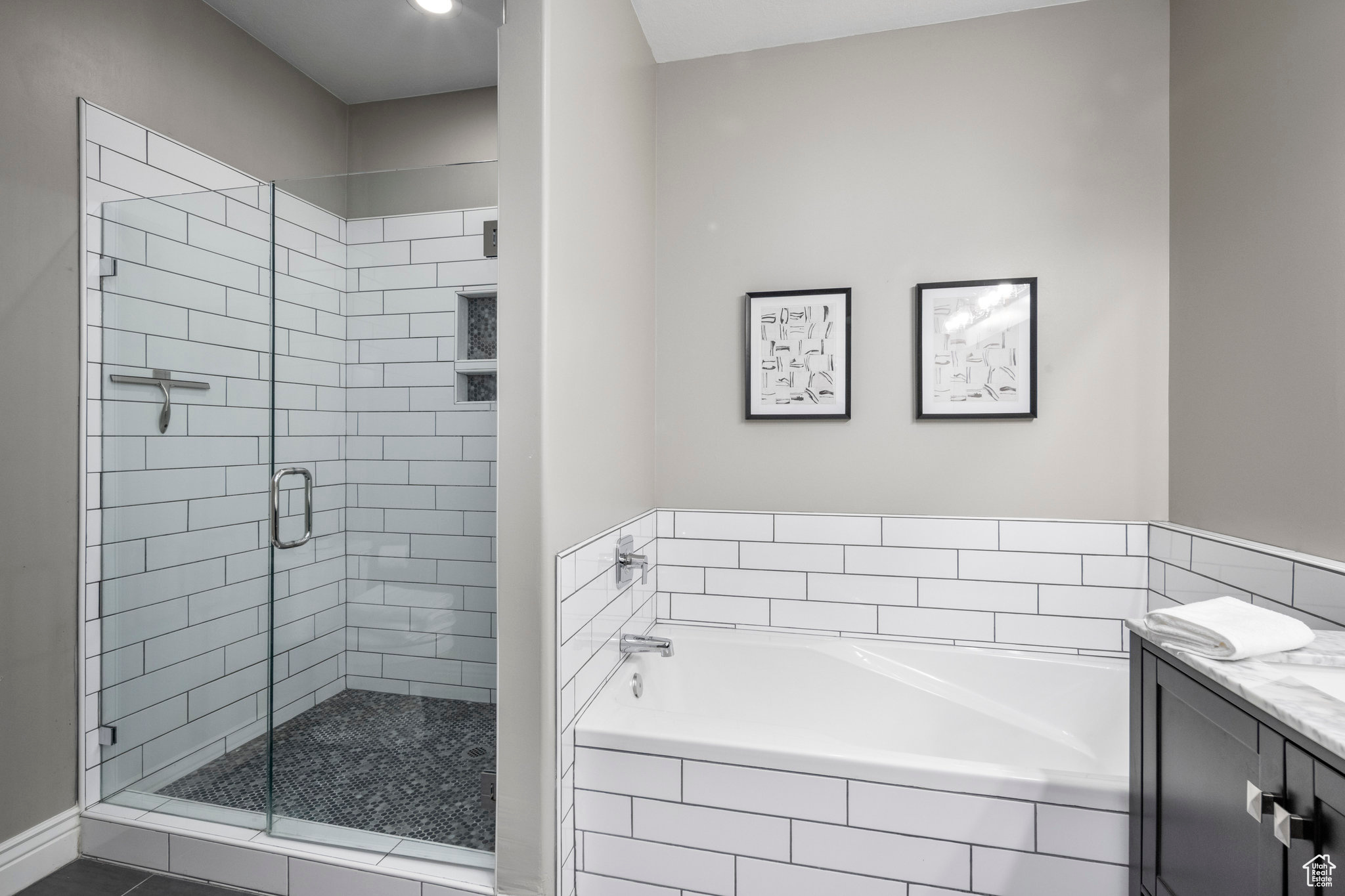 PRESIDENTIAL CLUB - Residential