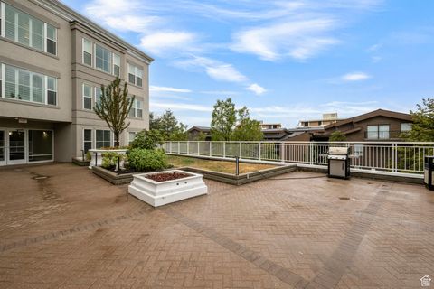 Tiny photo for 3075 E KENNEDY DR #019, Salt Lake City, UT 84108 (MLS # 2115078)