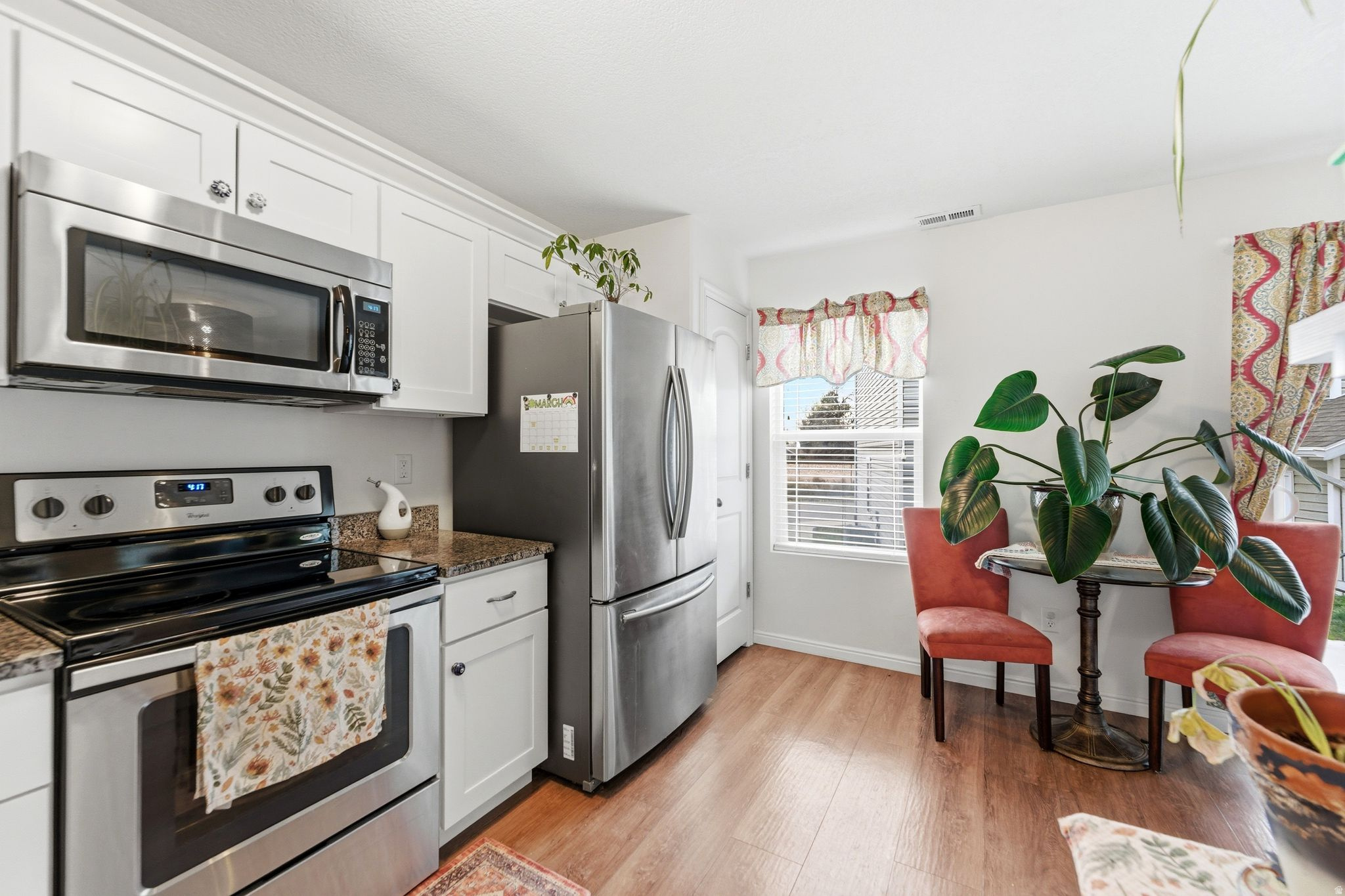 SUNSET PALACE - Residential