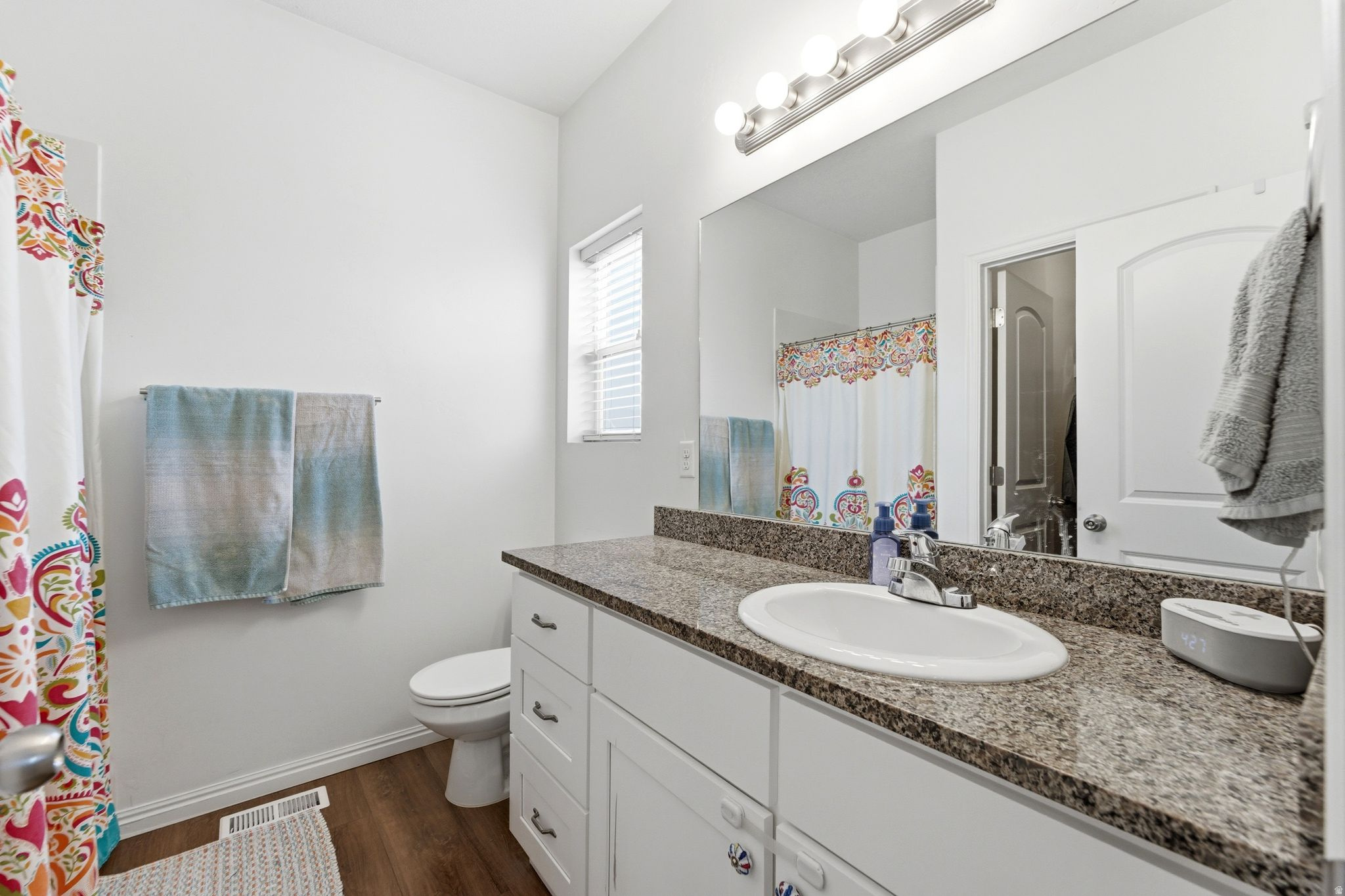 SUNSET PALACE - Residential