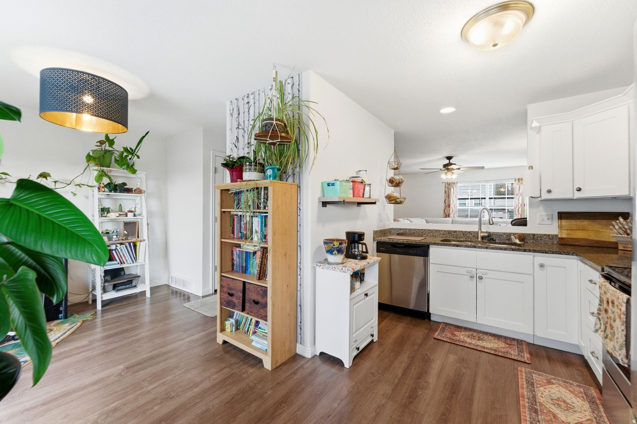 SUNSET PALACE - Residential