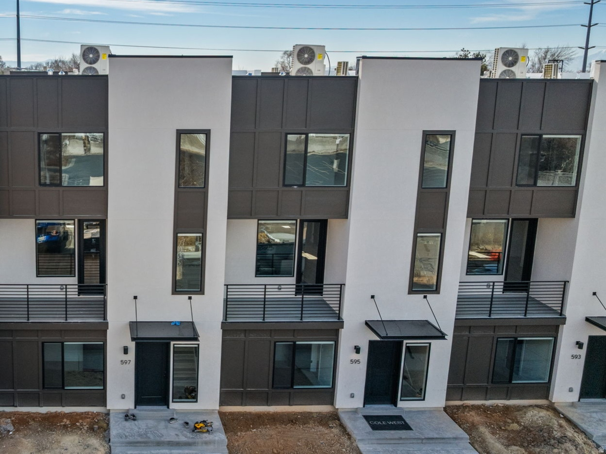 THE MONROE - Residential