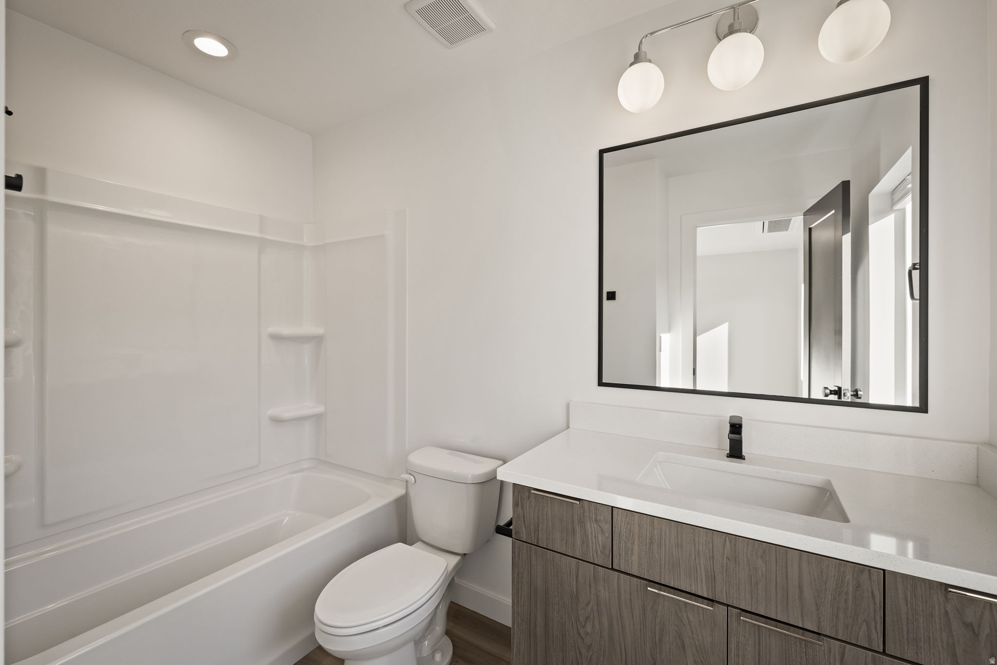 THE MONROE - Residential