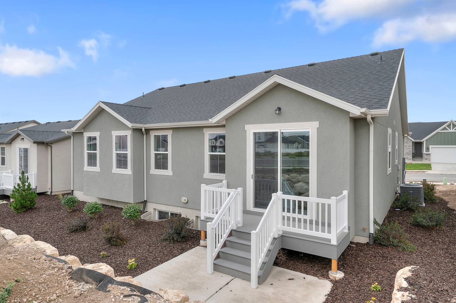 HIDDEN OAKS COLLECTION 607 - Residential