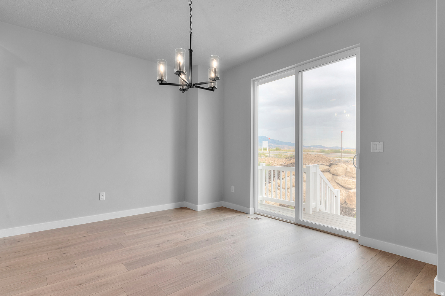 HIDDEN OAKS COLLECTION 607 - Residential