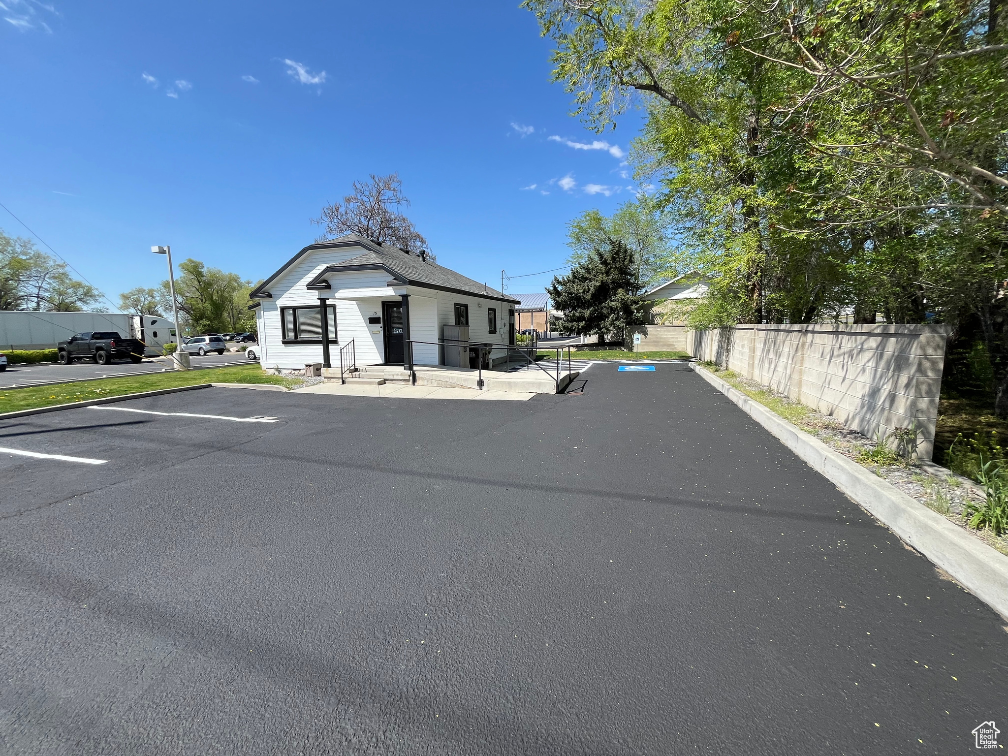 SANDY STATION PLAT - Commercial Sale