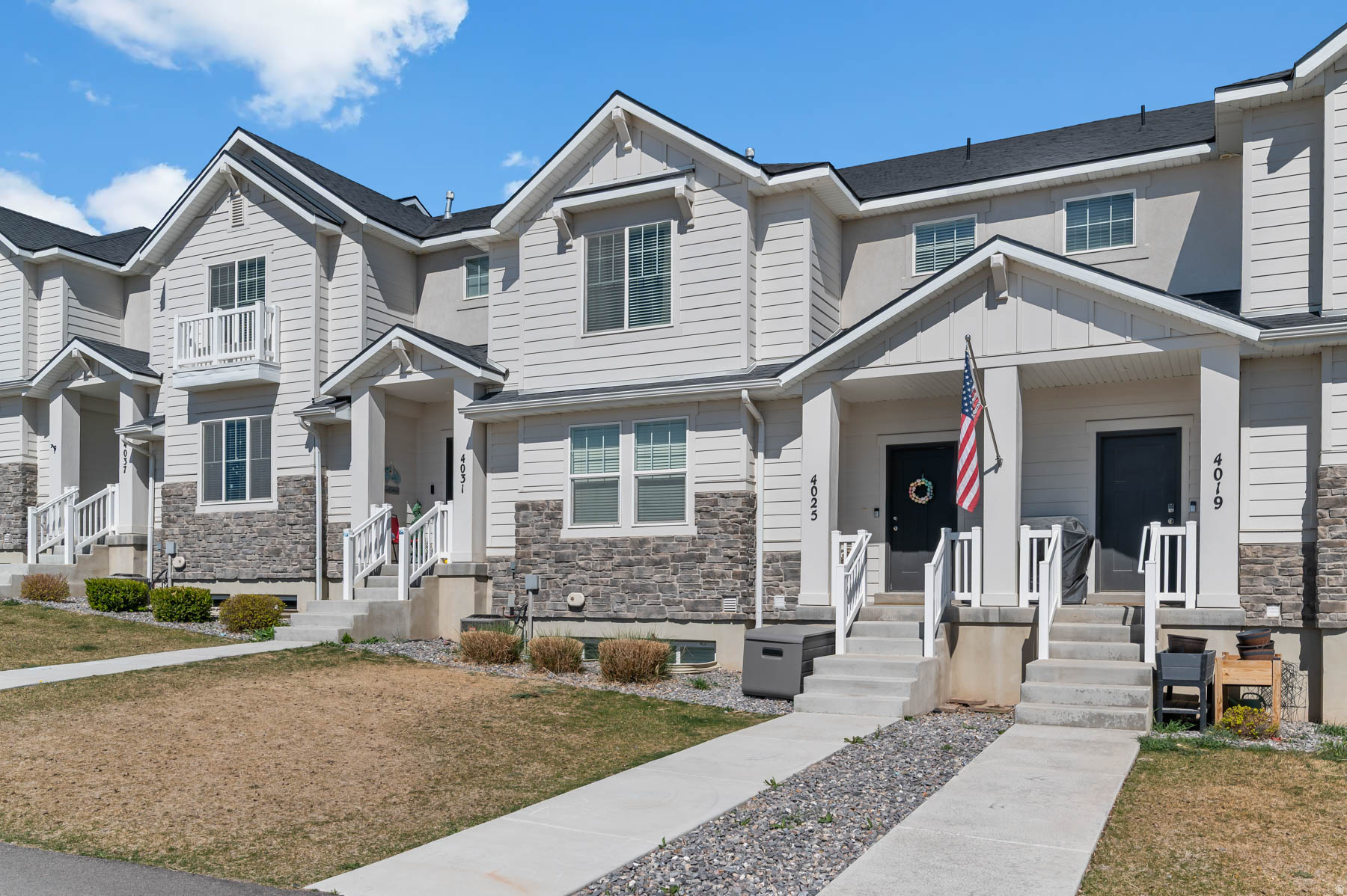 HARMONY TOWNHOMES - Residential