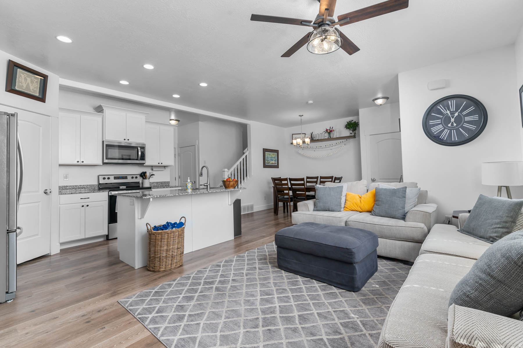 HARMONY TOWNHOMES - Residential